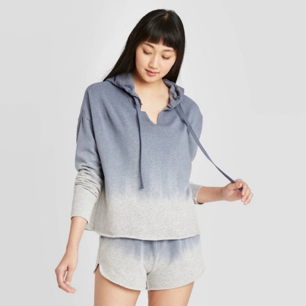 ❤️COLSIE❤️Blue & Gray Ombré Crop Hooded Sweatshirt